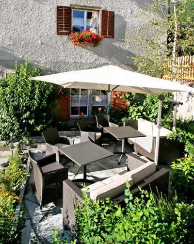 Gasthaus Alte Post Zillis Exterior foto